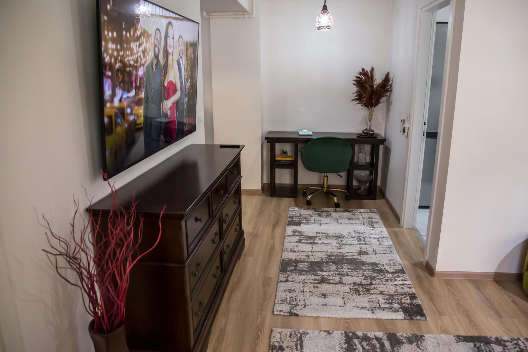 Jsn House - Private Parking & Premium Services Bucureşti Ngoại thất bức ảnh