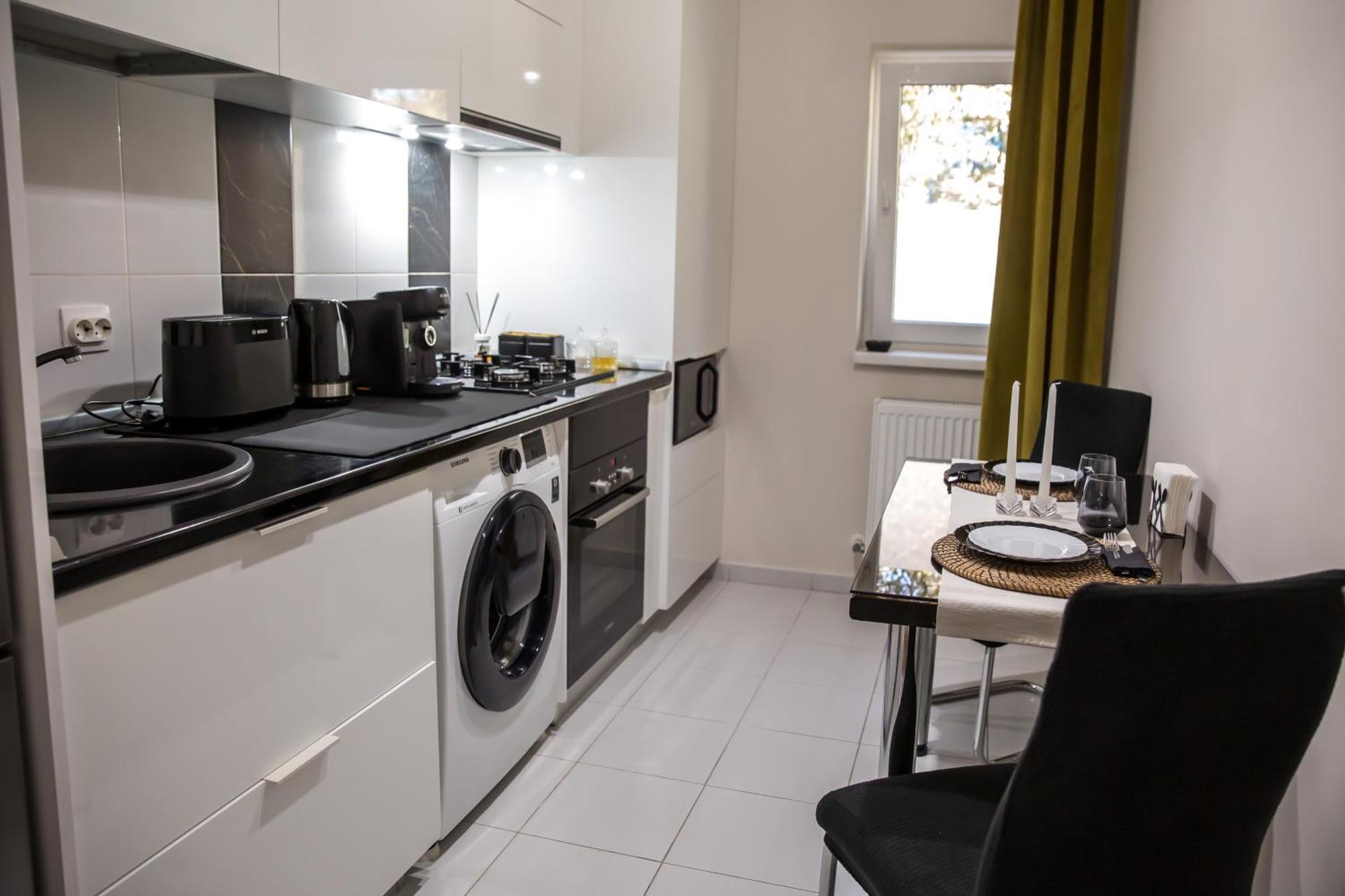 Jsn House - Private Parking & Premium Services Bucureşti Ngoại thất bức ảnh